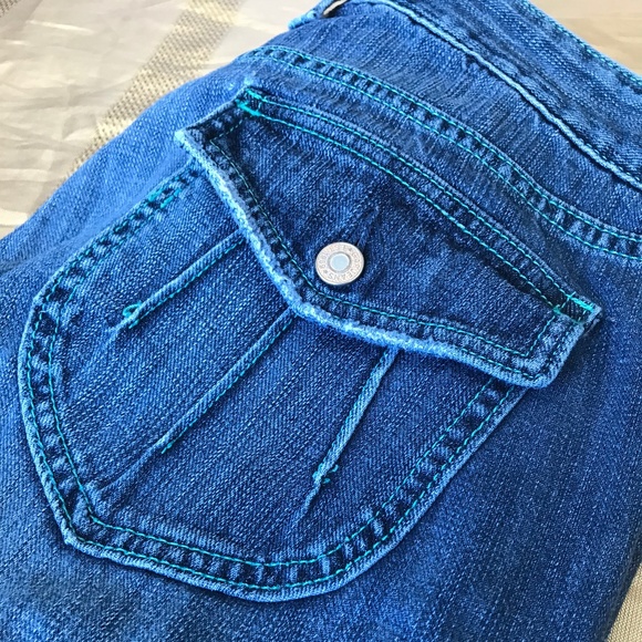 GAP Ultra Low Rise Flare Jean - Picture 5 of 5
